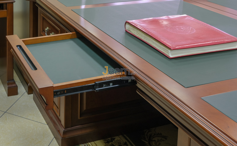 Кабинет руководителя Мистер